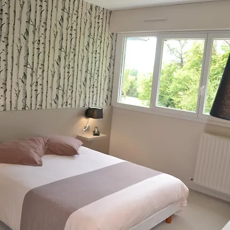 ホテル De Guyenne 2*